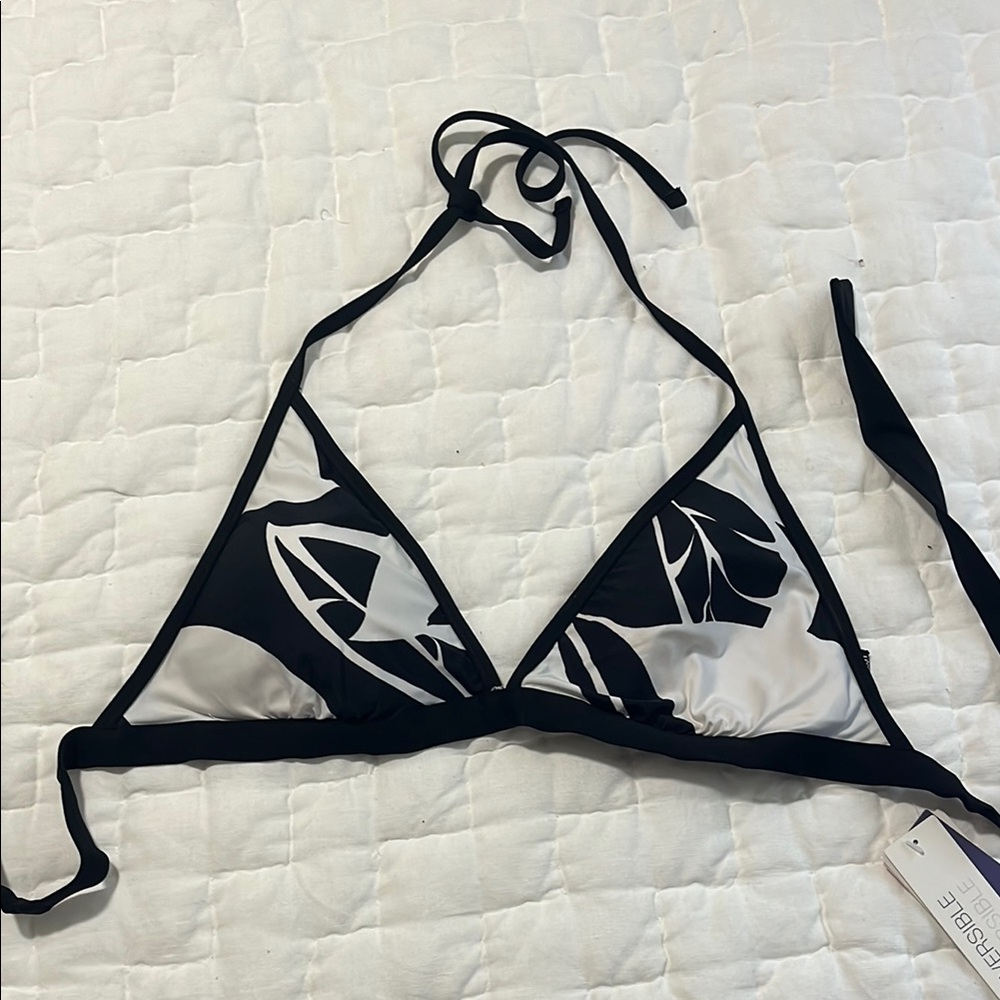 Black and White Triangle reversible Bikini Top
